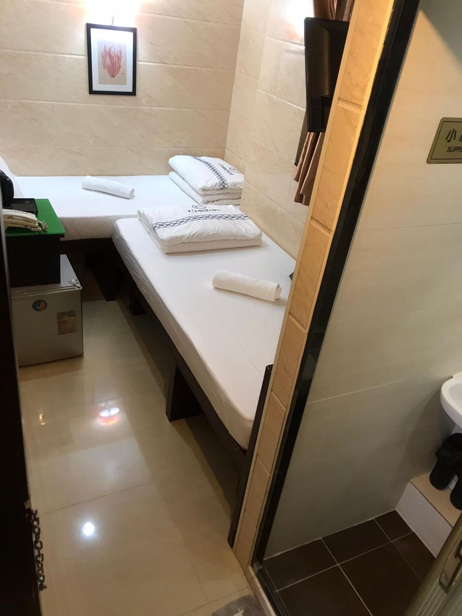 Sun Guest House Гонконг Екстер'єр фото